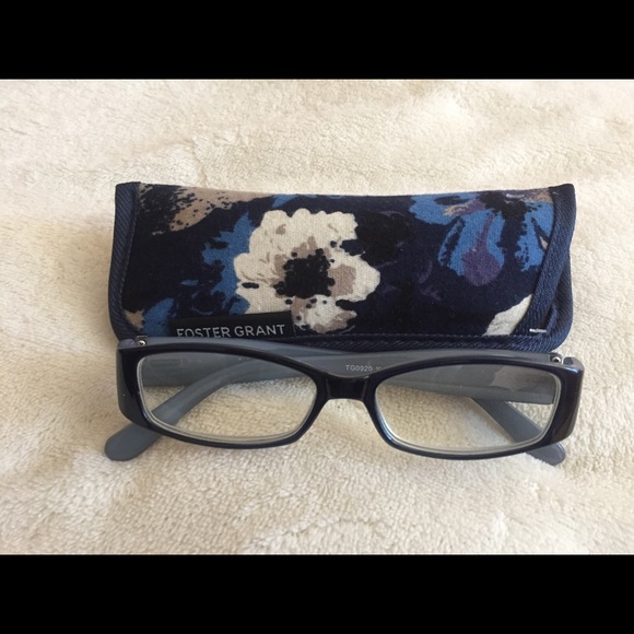 EUC! 2 pair of foster grant readers ππ€ - Picture 2 of 9